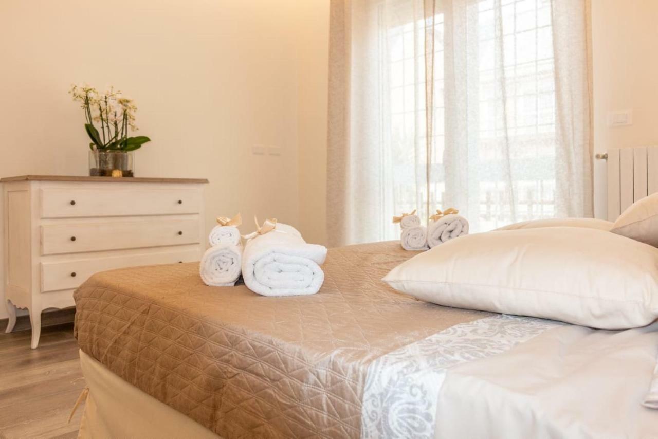 La Camelia Bianca Villa Roma Eksteriør bilde